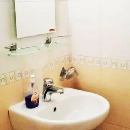 Appartement In The Most Luxurious Neighborhood Of Bostanli, 300 M From The Sea *