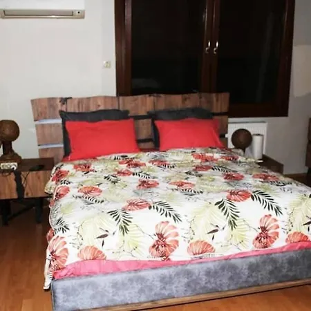 In The Most Luxurious Neighborhood Of Bostanli, 300 M From The Sea İzmir