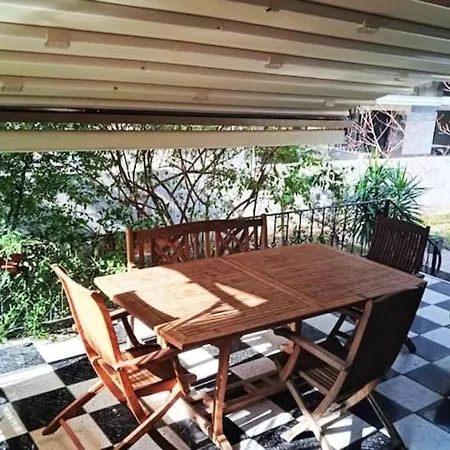 In The Most Luxurious Neighborhood Of Bostanli, 300 M From The Sea * İzmir